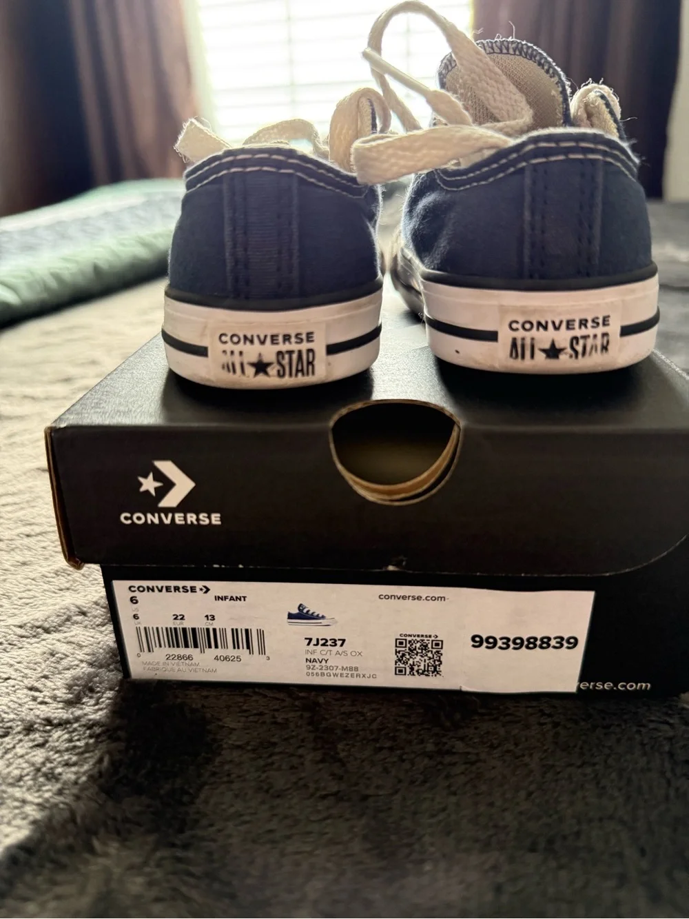 Converse classic low